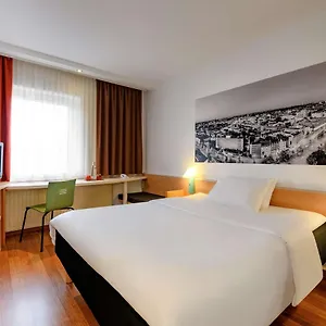 Hotell Ibis Medical Park