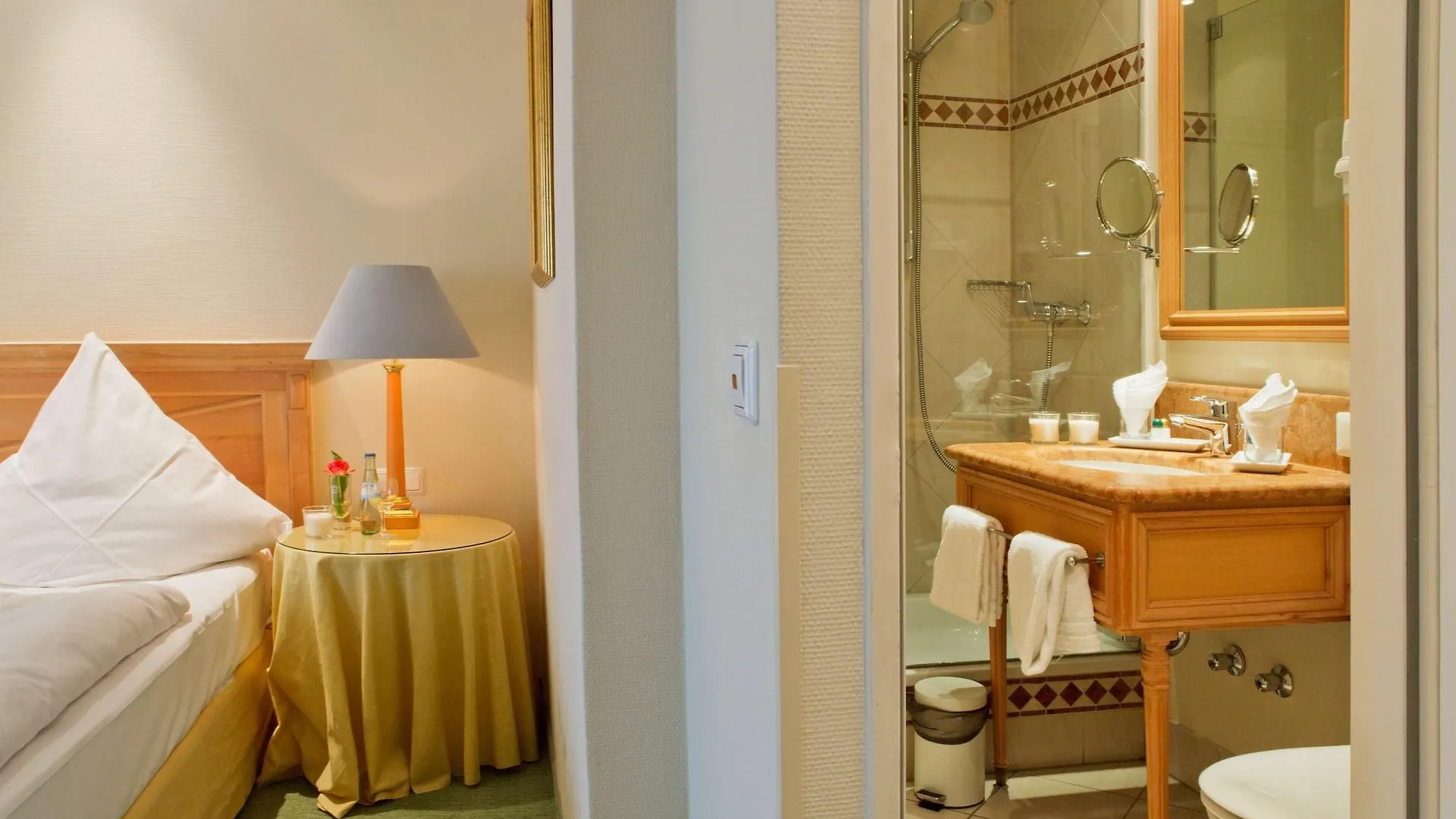 **** Hotel Central-Hotel Kaiserhof Hannover Germany